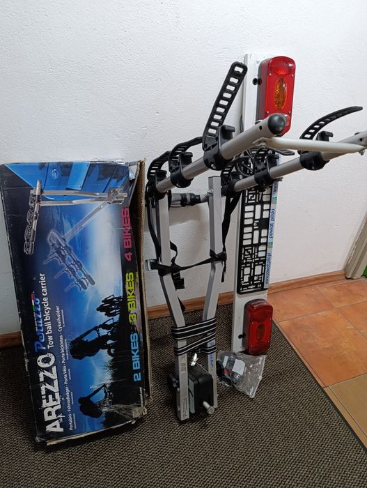 Bagażnik rowerowy Peruzzo Arezzo 4  + belka świetlna
