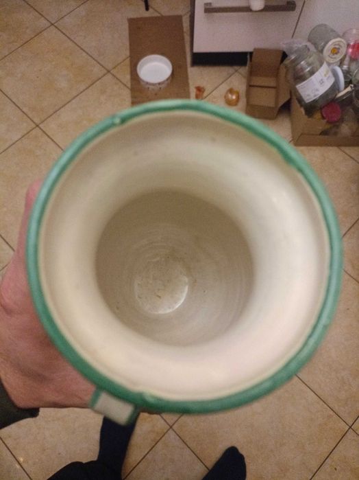 Dzbanek z okresu PRL-u