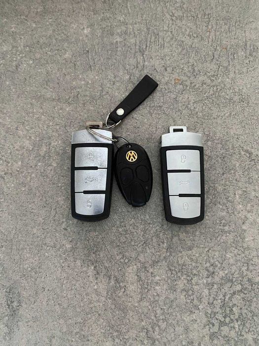 Продам Volkswagen Passat 2012  2.0 Diasel универсал топовой комплектации