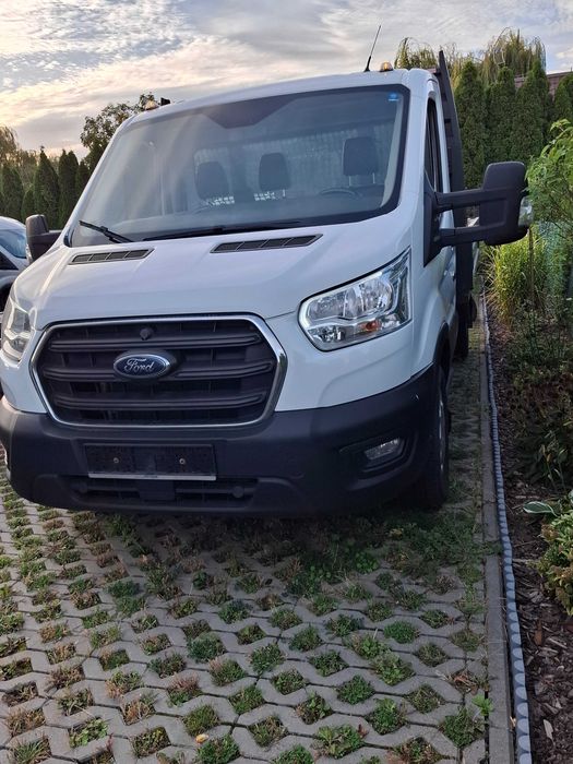 Ford Transit 2.0 131 koni,polift,klima,hak 2800 kg,nowy rozrząd