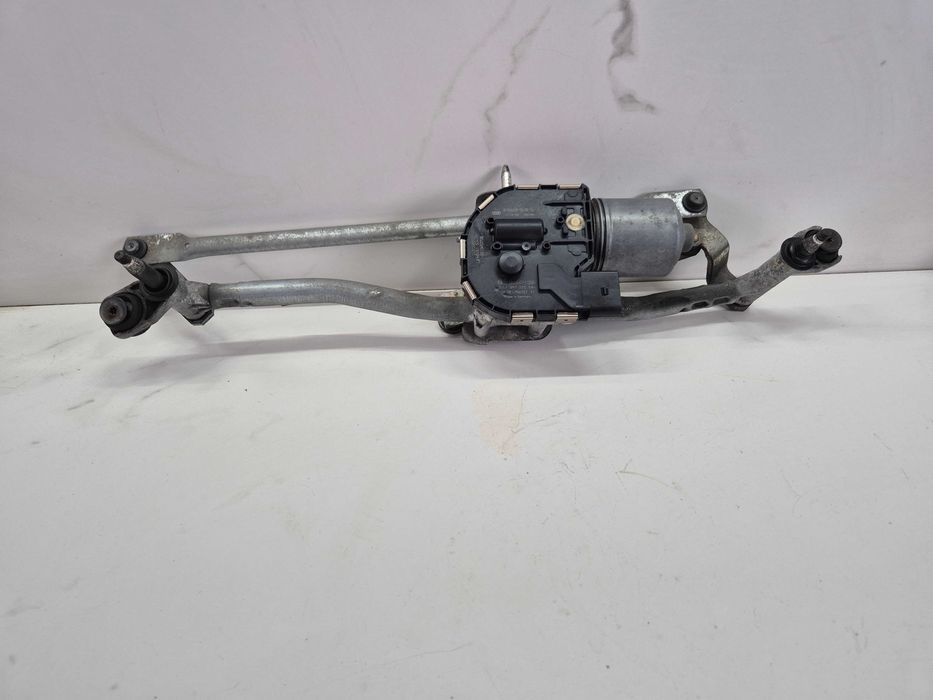 audi a3 8p mechanizm silniczek wycieraczek przód przedni