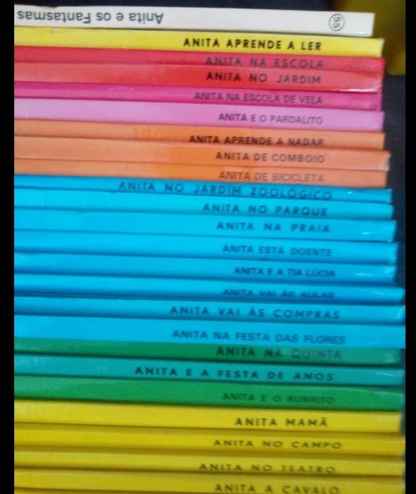 Livros da Anita antigos