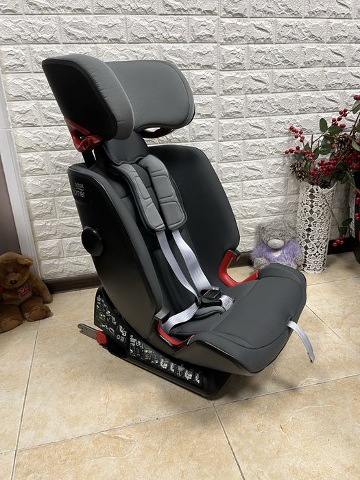 Автокрісло Britax Romer Advansafix IV R Група 1/2/3 (9-36кг)