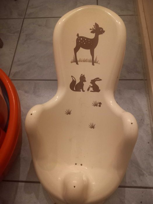 Leżaczek do wanienki