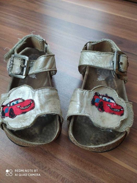Серые сандалии froddo на мальчика с машинками 24 размер