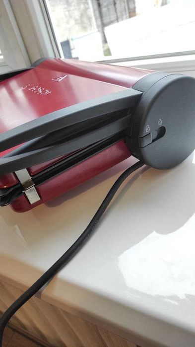 Гриль-барбекю електричний Bosch TCG4104, 2000 Вт