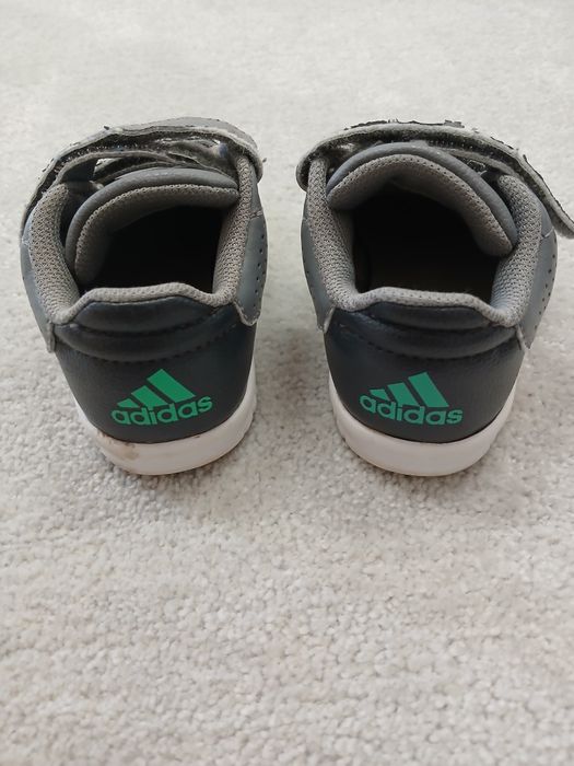 Buty Adidas rozmiar 24 wkładka 14,5cm adidasy buty sportowe