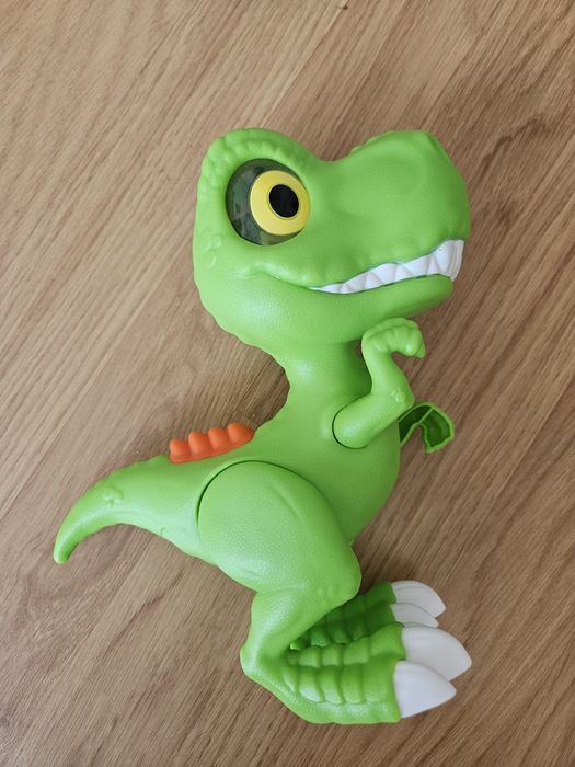 Zabawka dinozaur interaktywna wydaje dźwięki i nagrywa