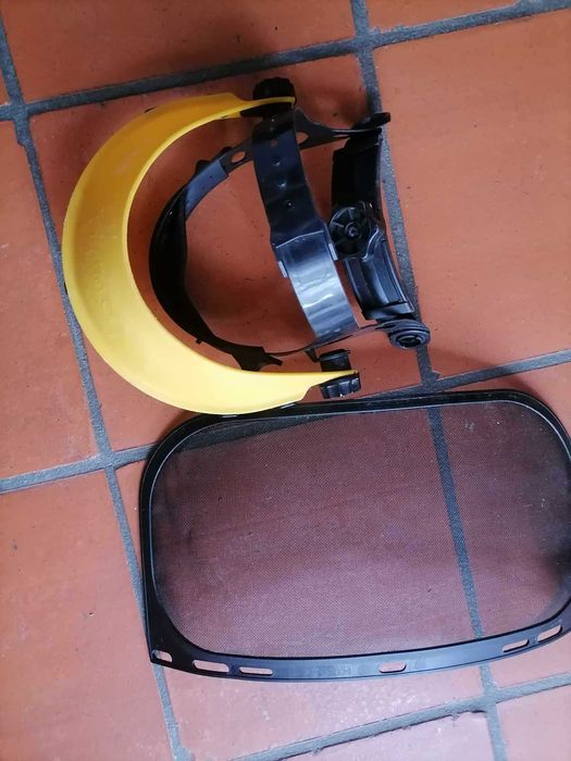 Máscara protetora e viseira de tela de aço