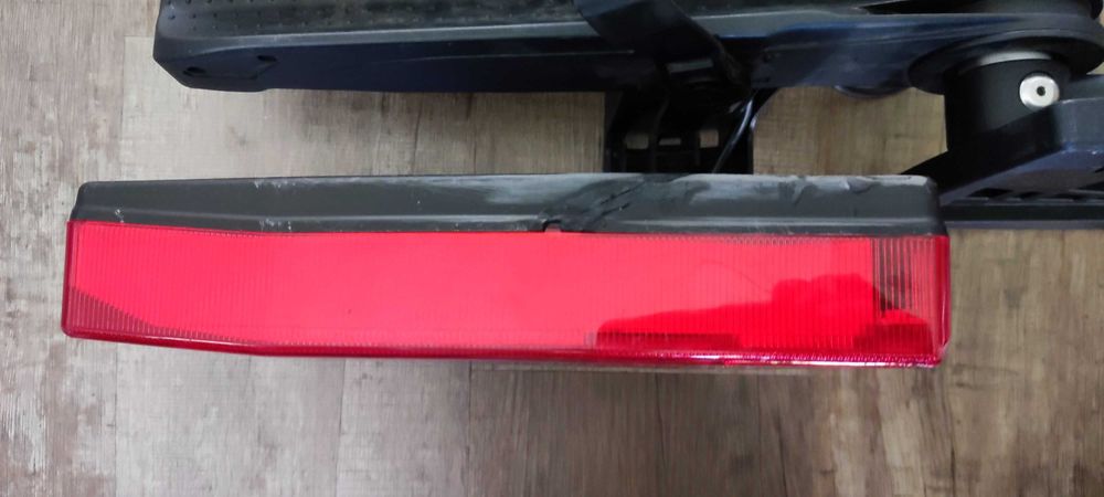 Uebler i21 / bagażnik na hak do przewożenia rowerów / 2x ele / używany