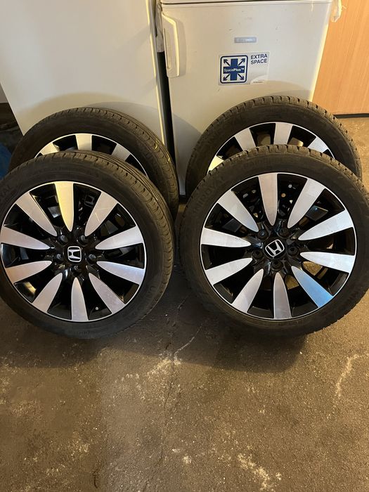 Hinda Civic IX felga z opona HL4899 5x114,3