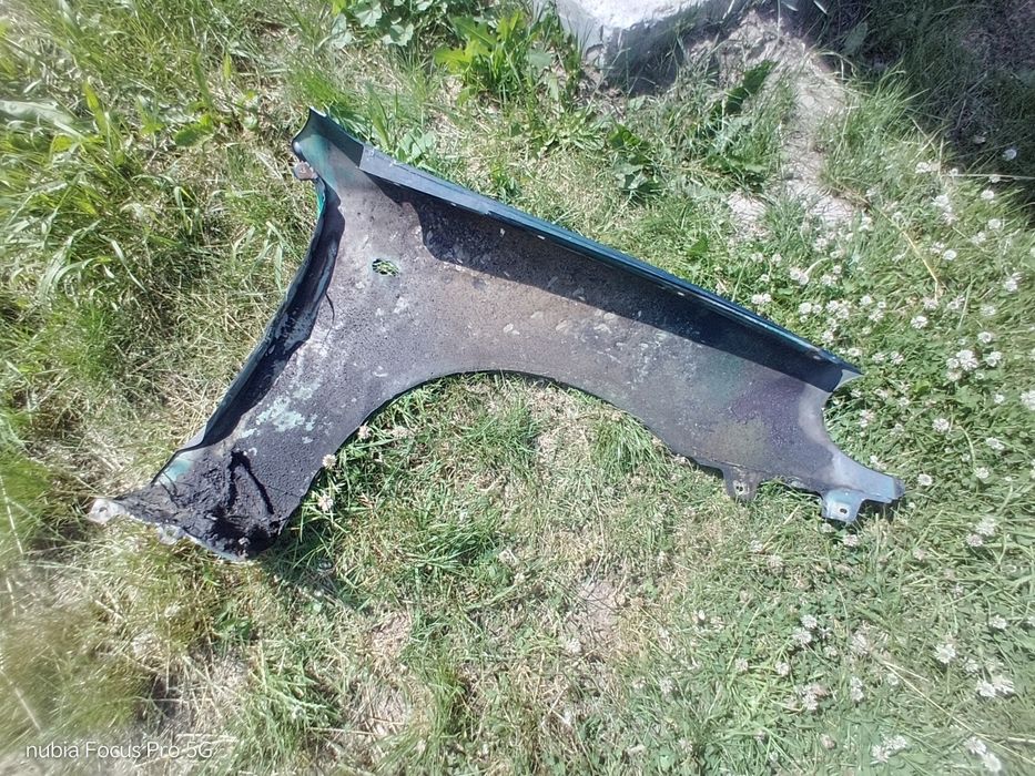 Крило Ланос оцинковане під відновлення після дтп
