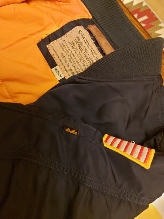Alpha Industries MA-1 roz M granatowy NASA