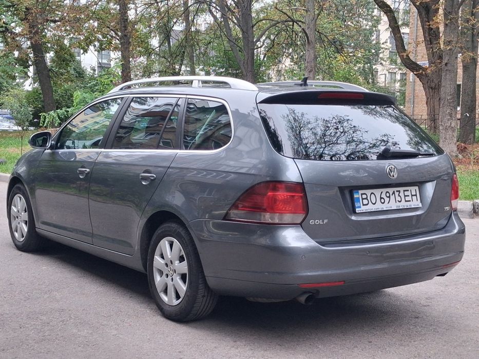 Volkswagen Golf VI 2012 в рідній фарбі