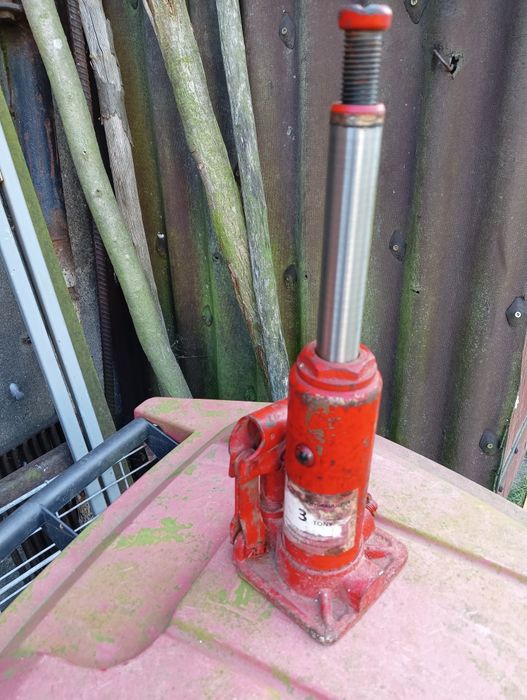 Pompa podnośnik lewarek hydrauliczny 3 Tony