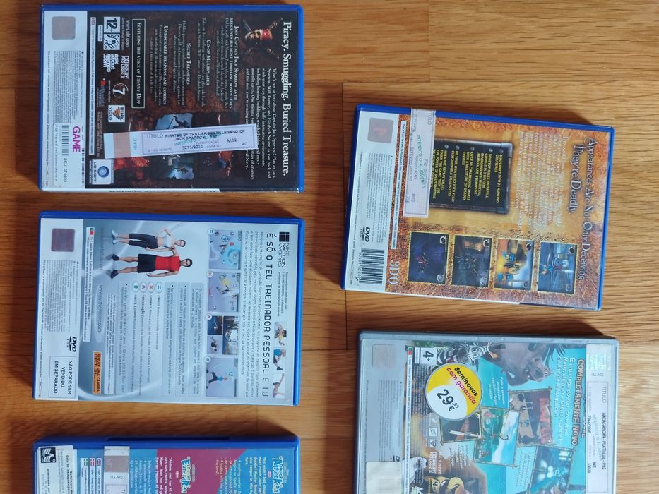 Lote de 7 jogos PlayStation 2 e PC