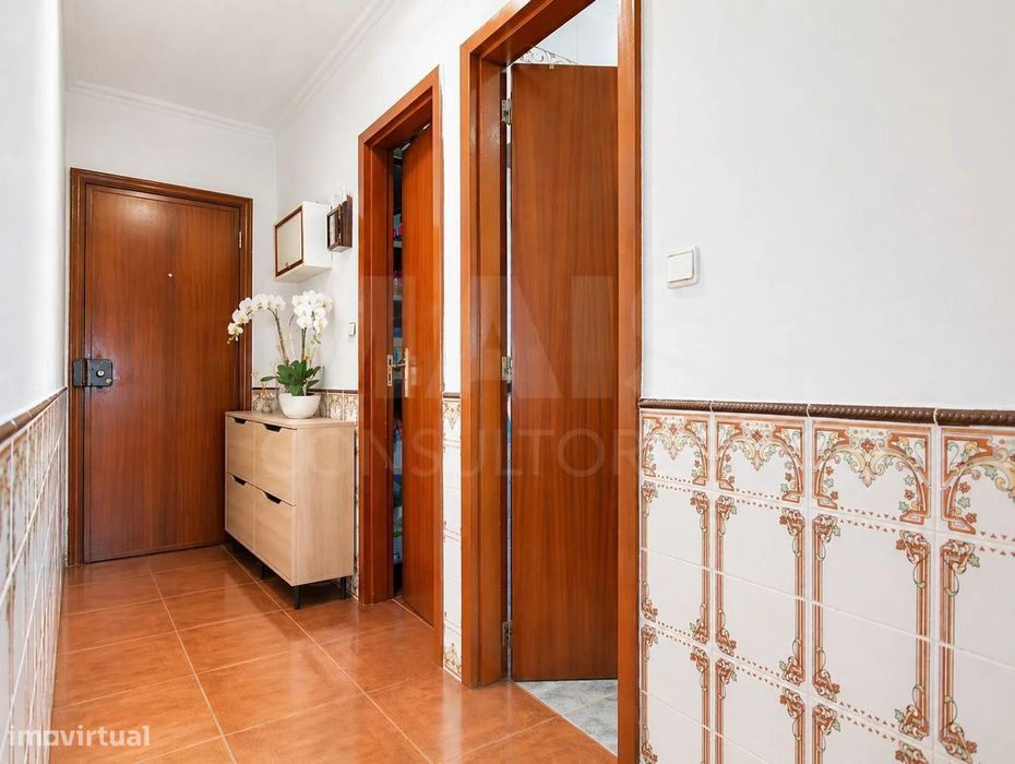 T3 com Elevador - Santo António dos Cavaleiros