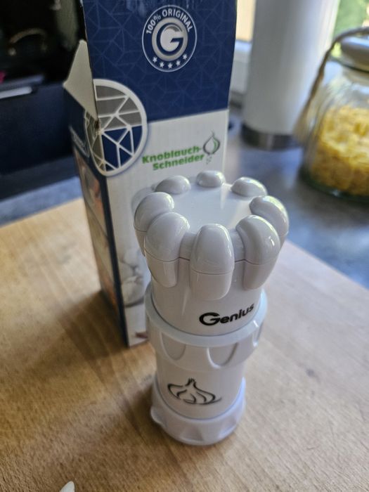 Wyciskacz do czosnku Genius