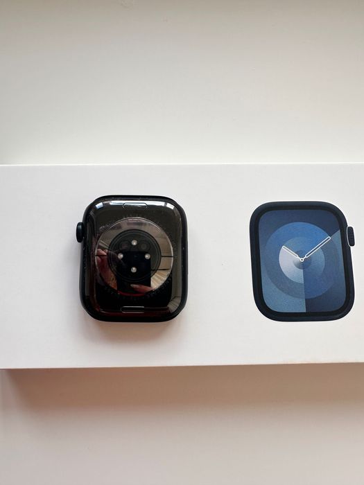 Продам Apple Watch series 9  Midnight Aluminium Case 45mm