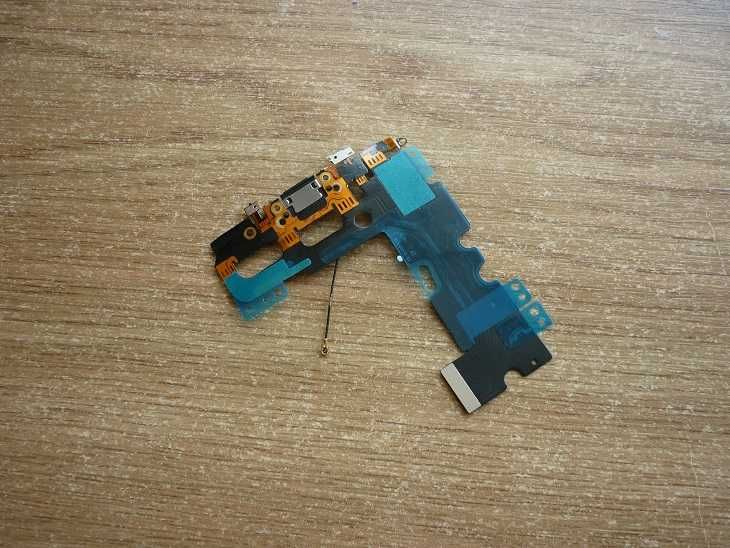 Шлейф для iPhone 7, с разъемом зарядки, с микрофоном, черный