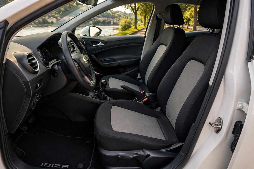 Seat Ibiza 1.0i Style Nacional Garantia Incluída
