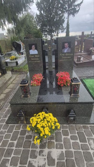 Виготовлення пам'ятників,  безкоштовна доставка і встановлення!