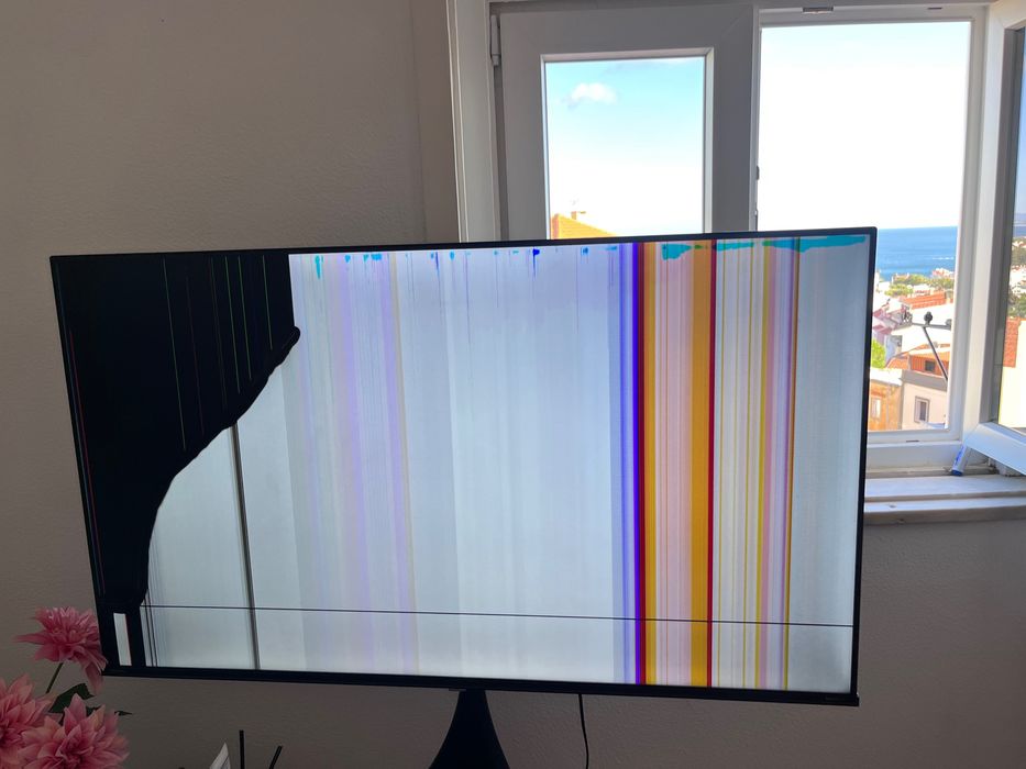 Hisense 50A6Q 50" 4K Smart TV – Para Peças ou Reparação