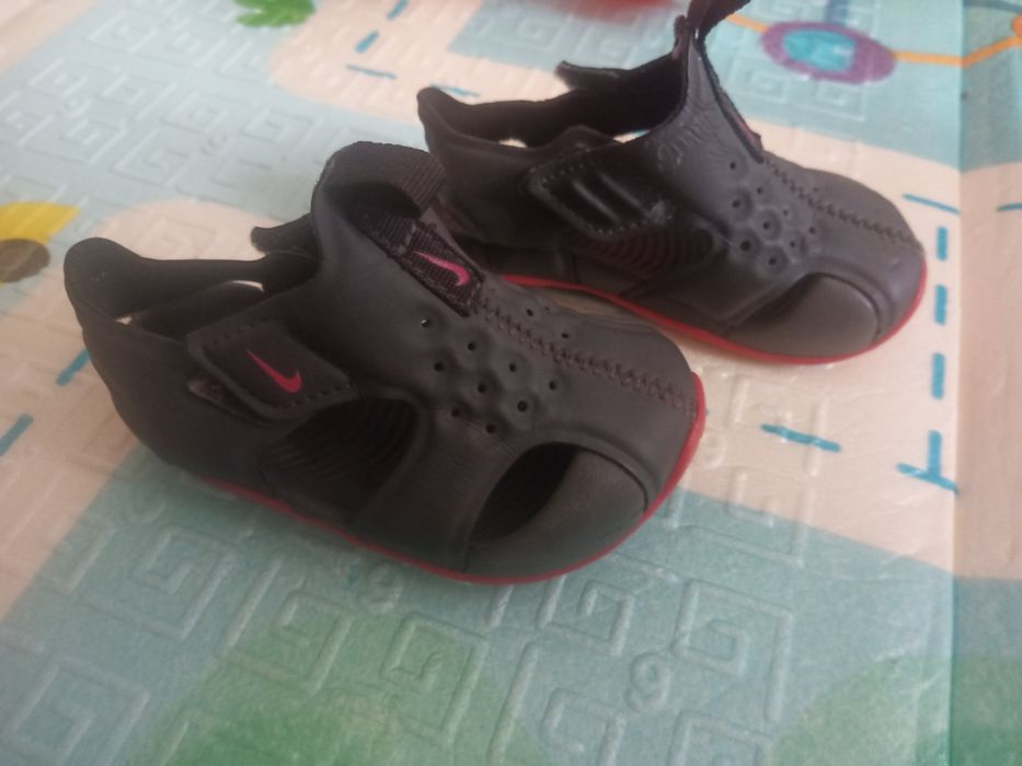 Дитячі босоніжки Nike, стелька 11.5 см