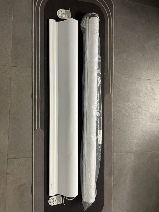 Estores de rolo blackout novos