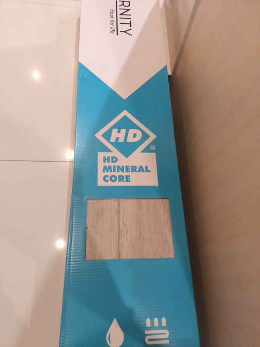 Panele podłogowe winylowe