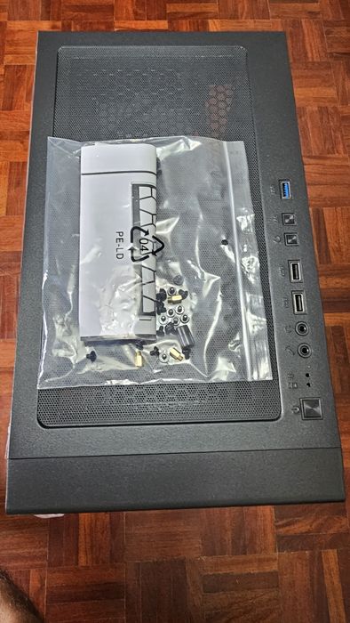 Fonte 2000w + Torre ATX + GTX 1660 super