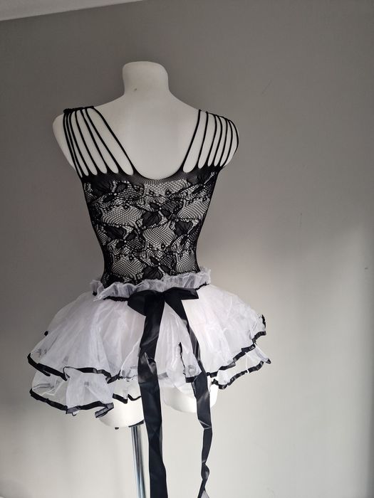 Seksowny strój pokojówki