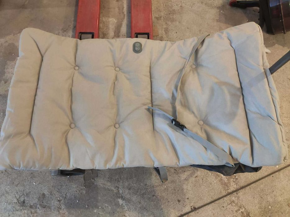 Podgrzewana nakładka na krzesło 102cm x 60cm