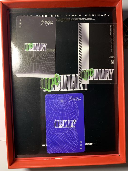 stray kids　プロモアルバム　非売品　サイン入り　ODDINARY　レア stray kids プロモアルバム 非売品 サイン入り ODDINARY レア