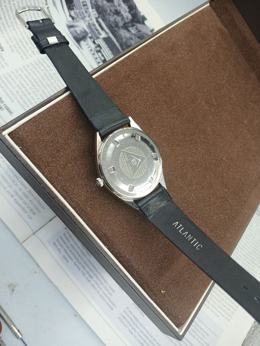 Zegarek Atlantic mechaniczny Swiss czarny