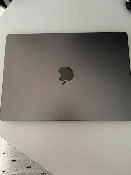 Macbook Pro M5Pro RAM 24Gb, 1 Tb,14,2"