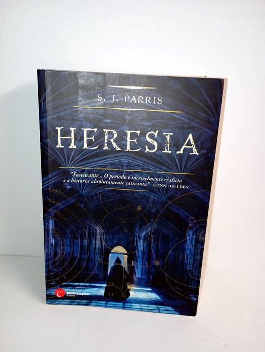 Heresia - S. J. Parris