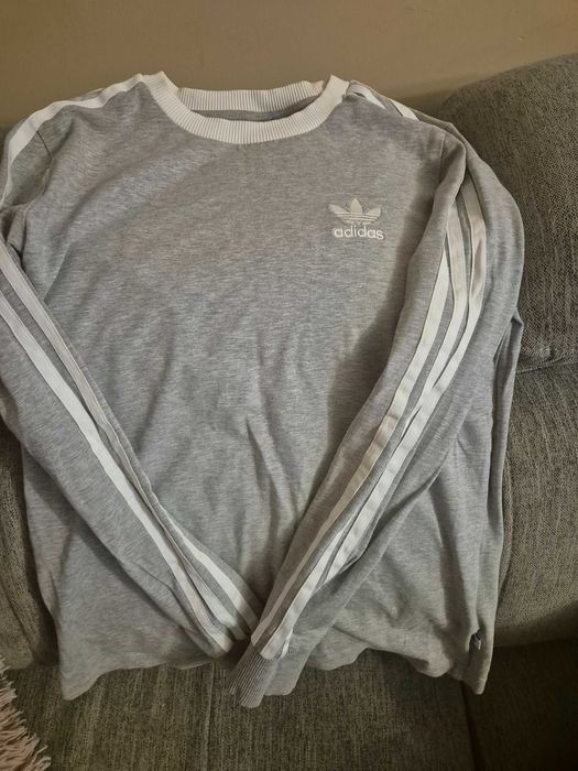 Sprzedam bluzke marki Adidas.