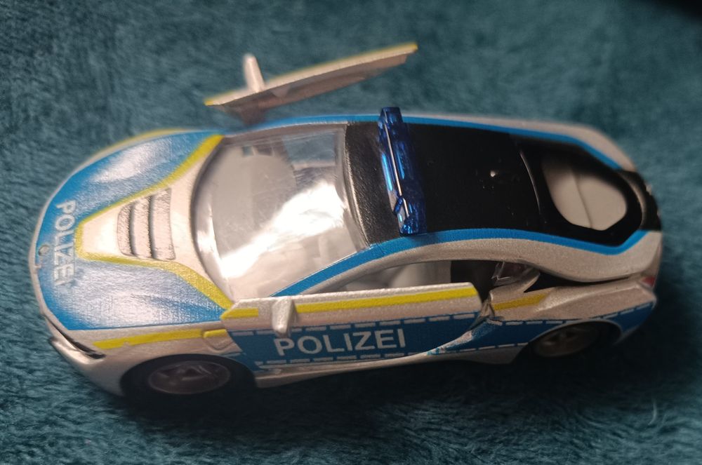 Siku BMW I8 policja