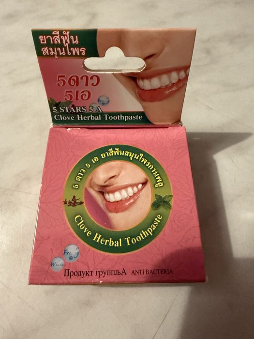 Pasta wybielająca tajska tajskie zioła i goździk