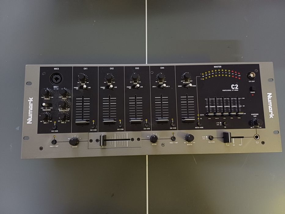 Kontroler mikser DJ Numark C2