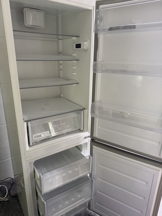 Frigorifico LOW FROST hotpoint/ariston