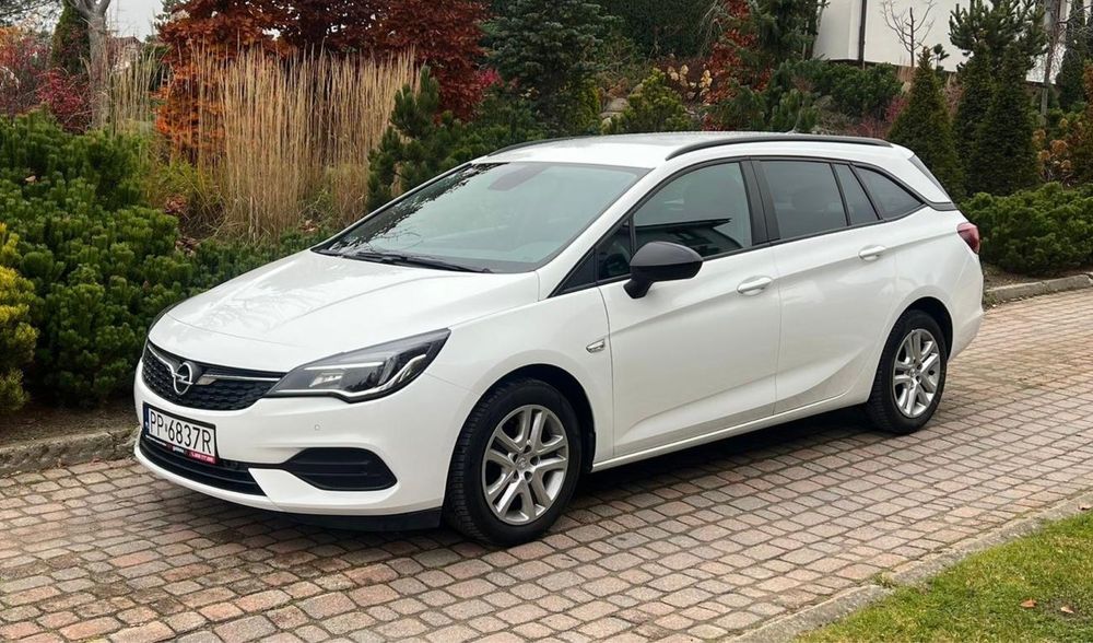 Opel Astra K wynajem z wykupem bez BIK i KRD