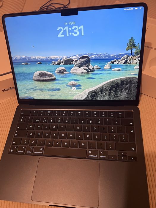 MacBook Air 13” M2 (2022) – 16 GB / 256 GB – Bateria 100 % – Com fatura e garantia