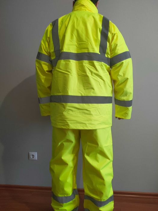 Робочий теплий костюм