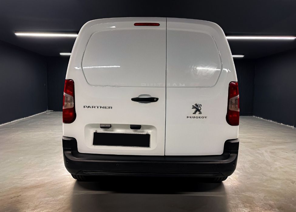 Peugeot Partner 1.6 Diesel 3 Lugares - IVA Dedutível