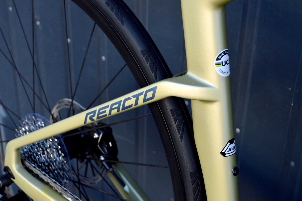 FVat23 aero mała MERIDA REACTO Rival-Edition AXS 2x12 szosa S XL