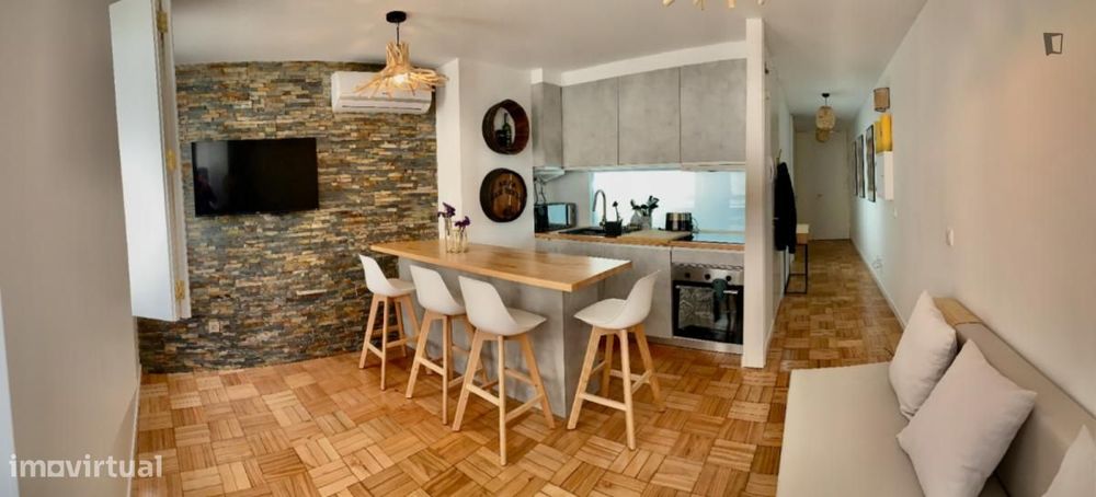 Apartamento com 2 quartos - localizado em São Nicolau Porto