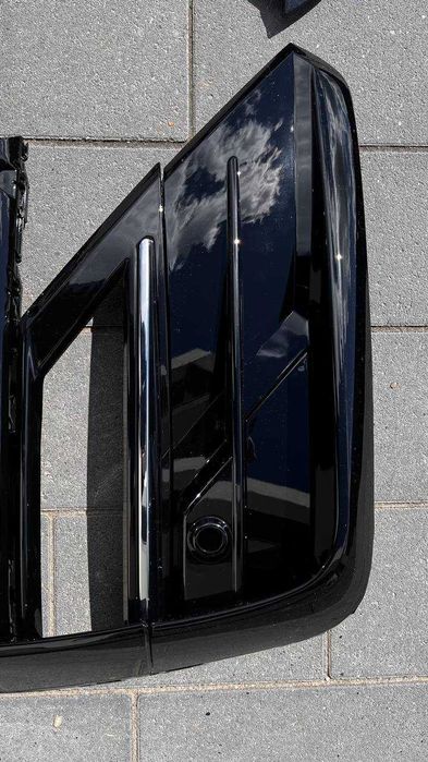 Накладки переднього бампера комплект Volkswagen Tiguan R-Line 5NA853666D
