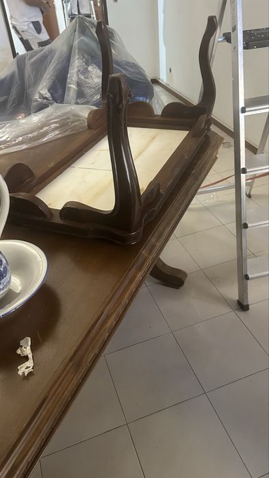 Ofereço mobilia de sala e quarto